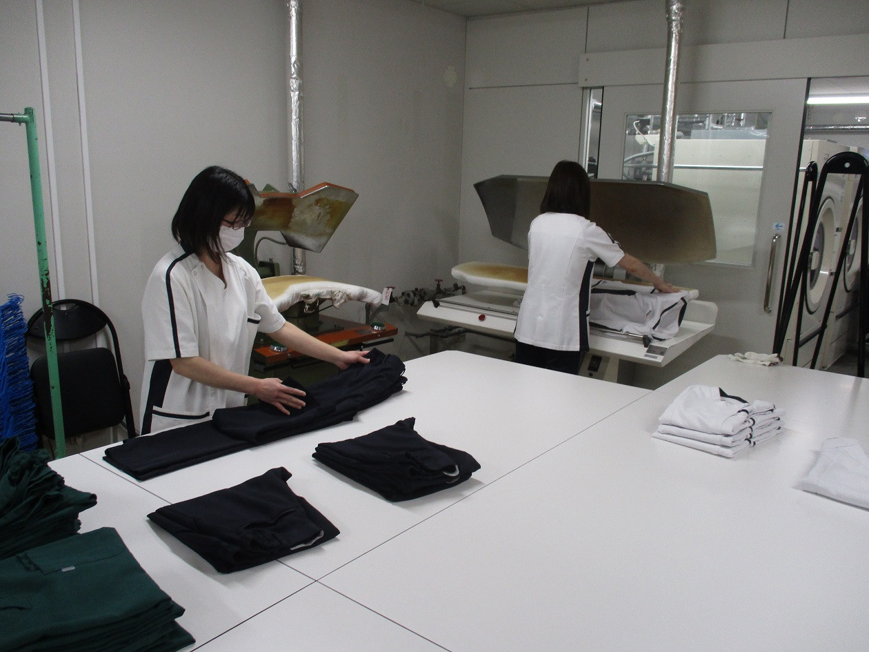 愛媛大学医学部付属病院内の洗濯業務
（ID：35429）の求人画像１
